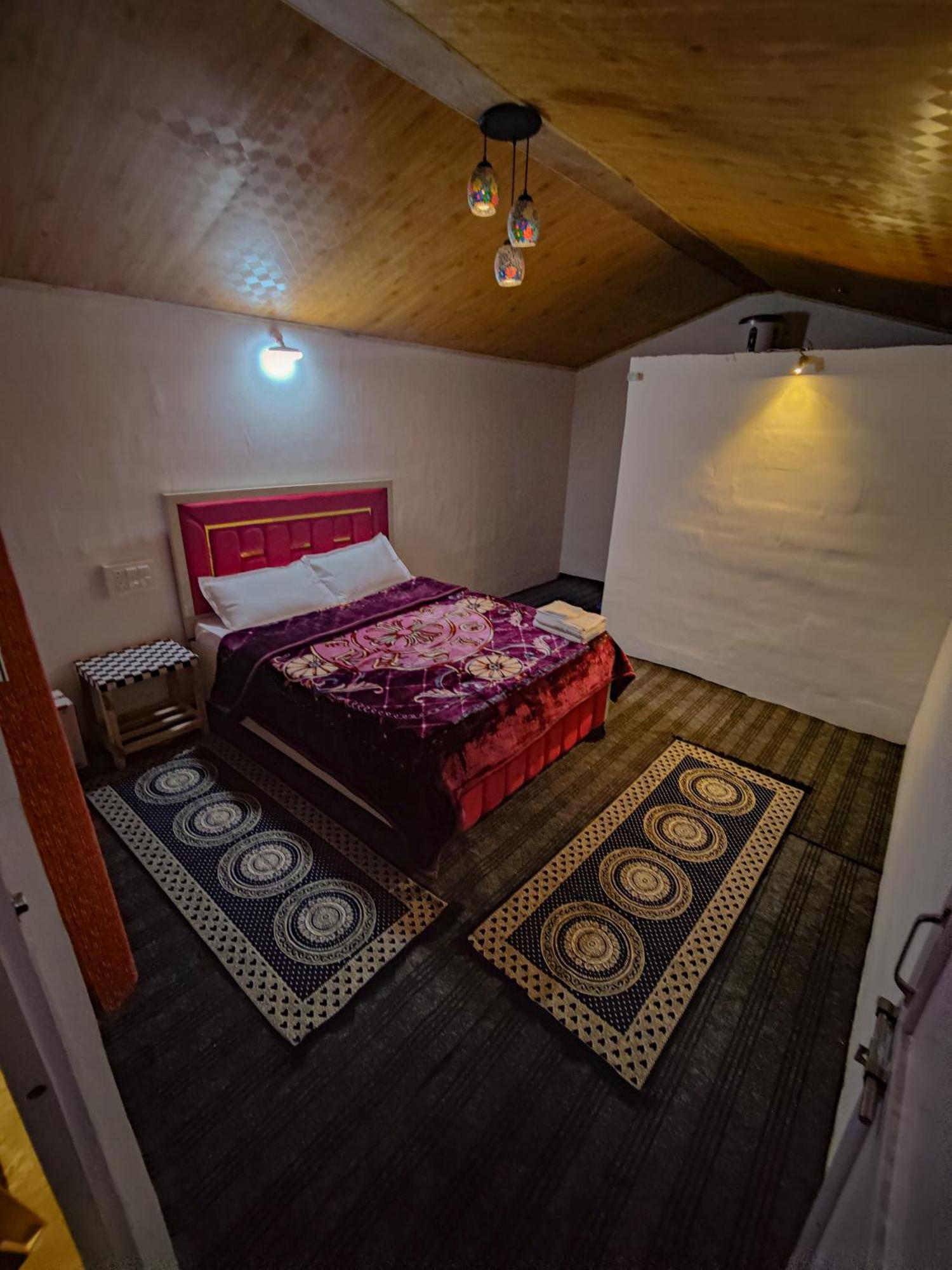 Pandora Riverside Cafe & Stay Kasol Bagian luar foto